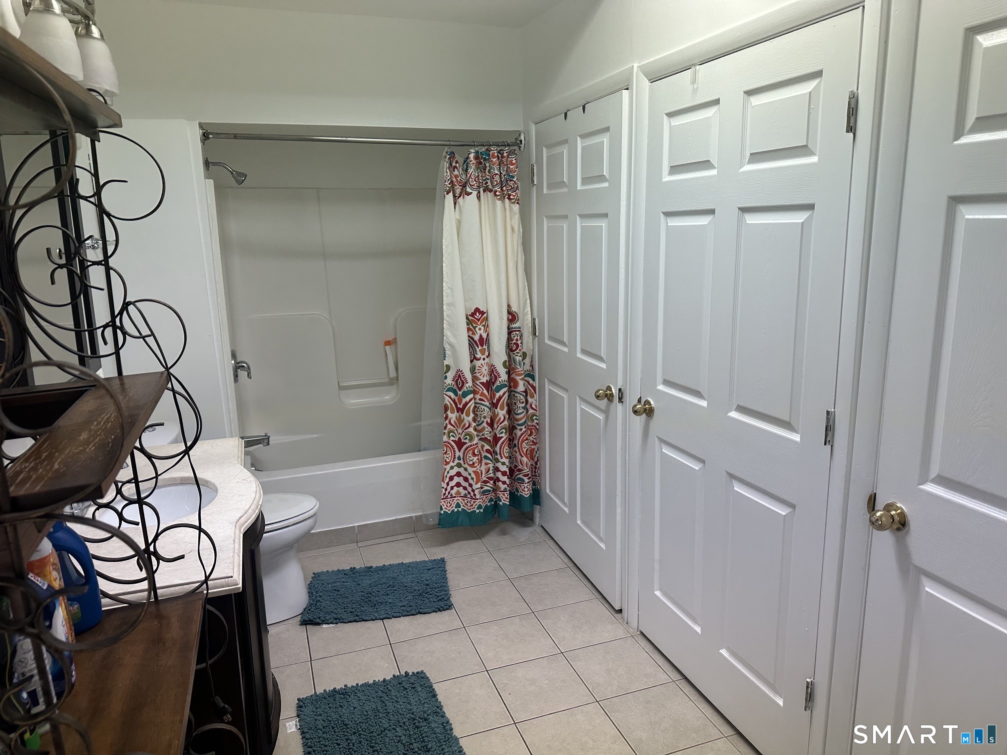 379 Derby Avenue West Haven CT 06516