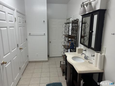379 Derby Avenue West Haven CT 06516