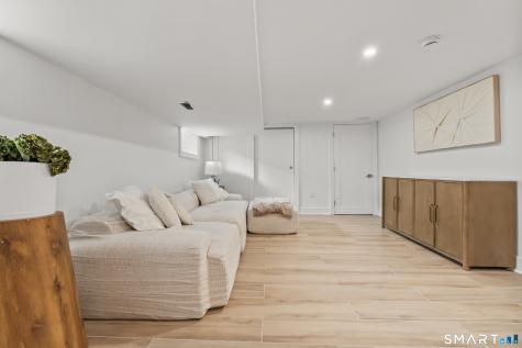 8 Farley Street Greenwich CT 06830