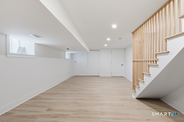 8 Farley Street Greenwich CT 06830