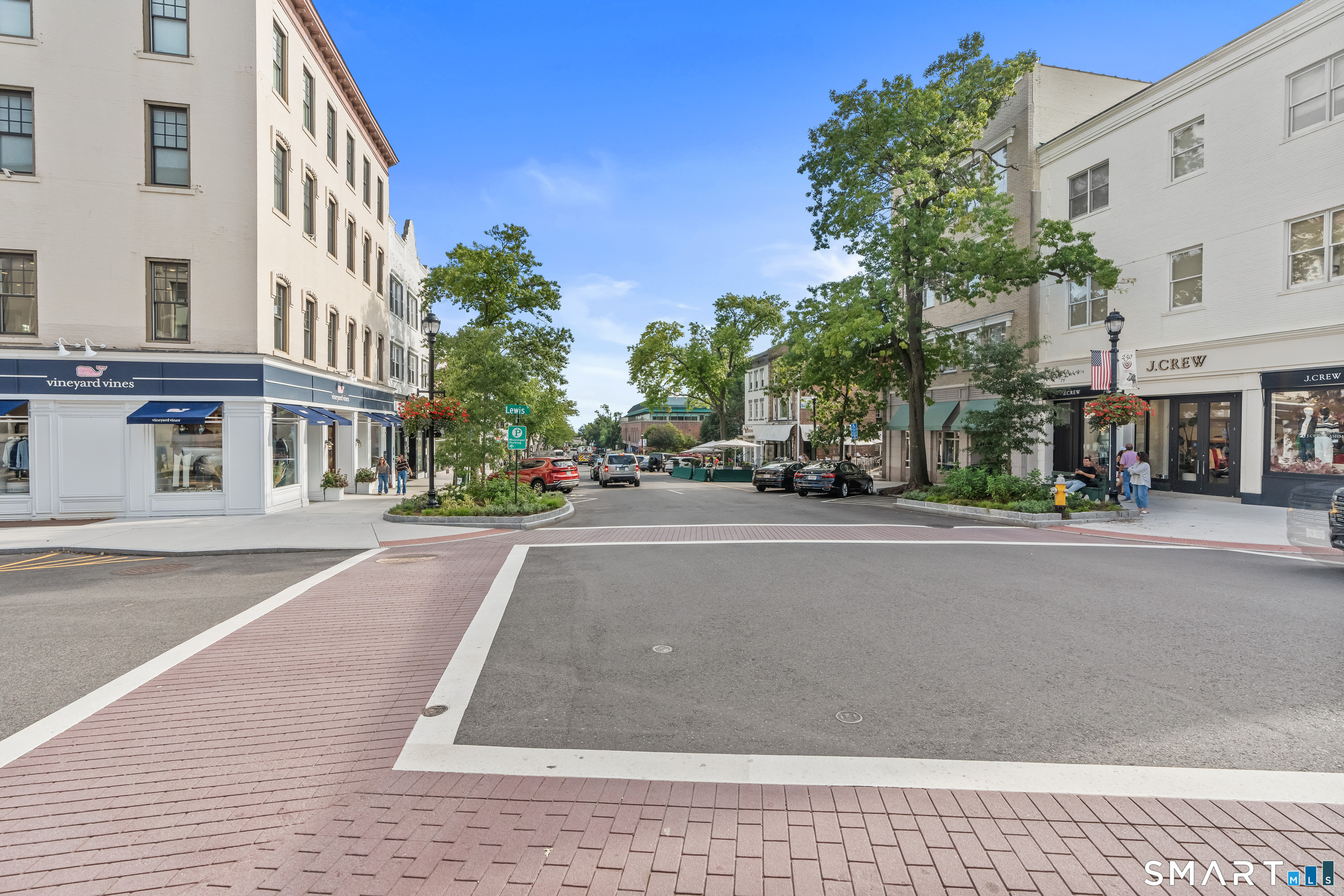 8 Farley Street Greenwich CT 06830