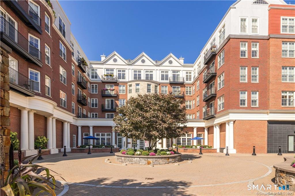 85 Memorial Road West Hartford CT 06107