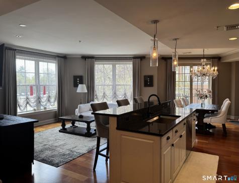 85 Memorial Road West Hartford CT 06107