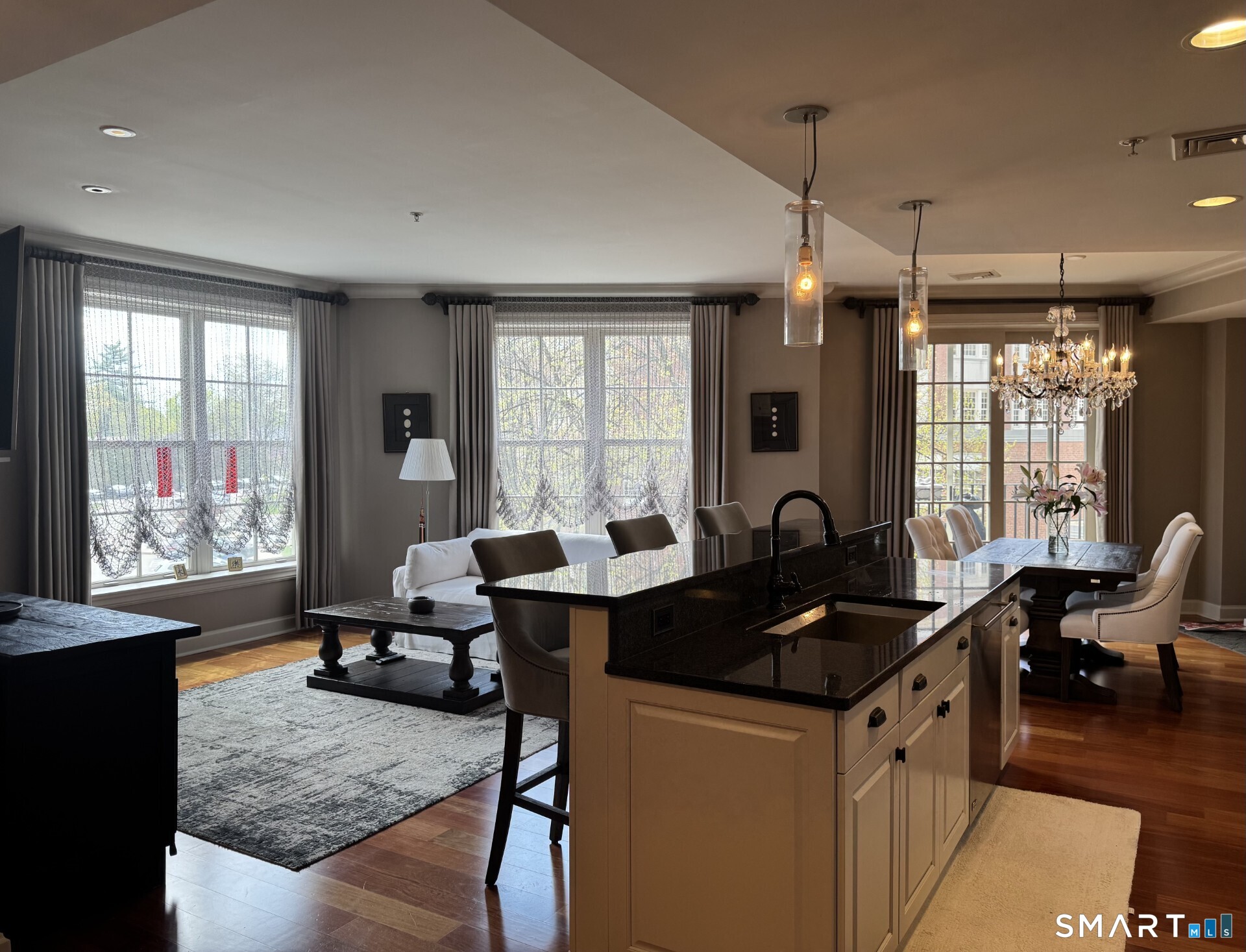 85 Memorial Road West Hartford CT 06107