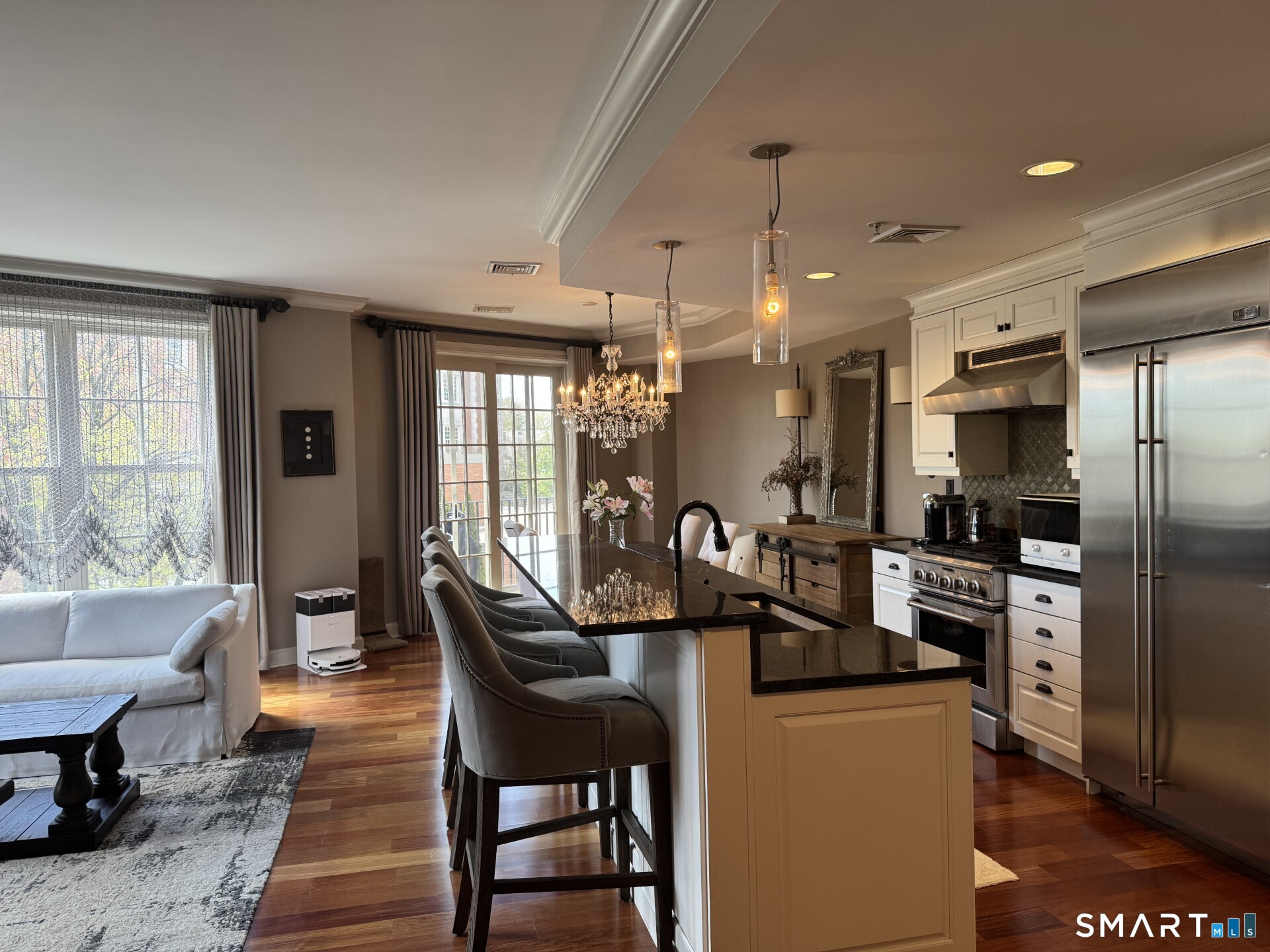 85 Memorial Road West Hartford CT 06107