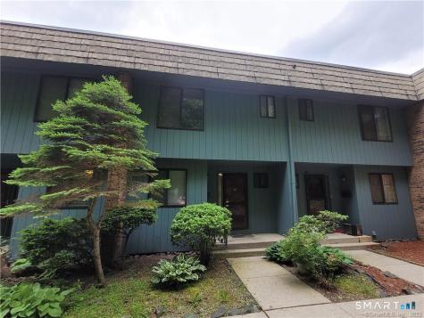 9 Debra Court Cromwell CT 06416