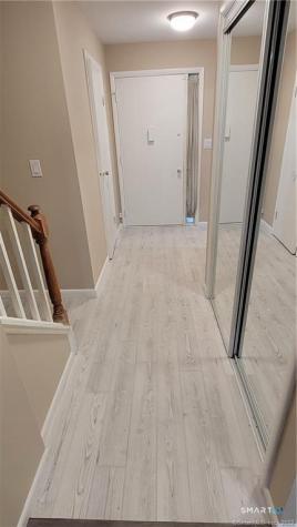 9 Debra Court Cromwell CT 06416