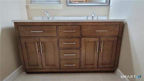9 Debra Court Cromwell CT 06416