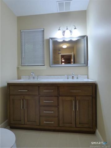 9 Debra Court Cromwell CT 06416