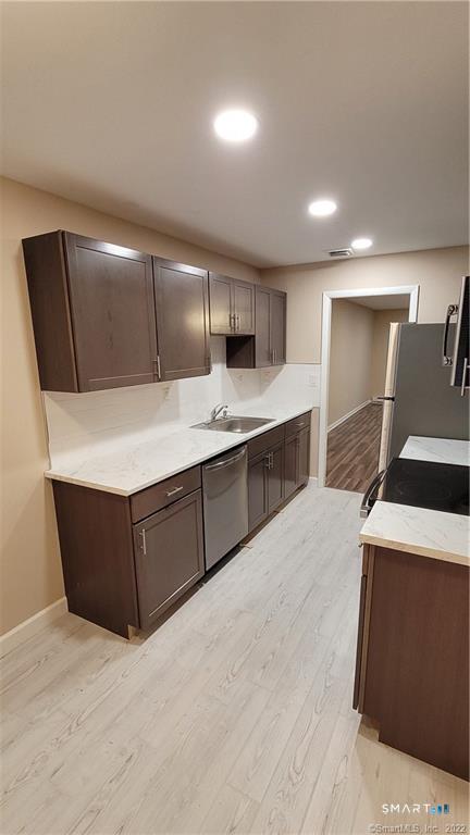 9 Debra Court Cromwell CT 06416