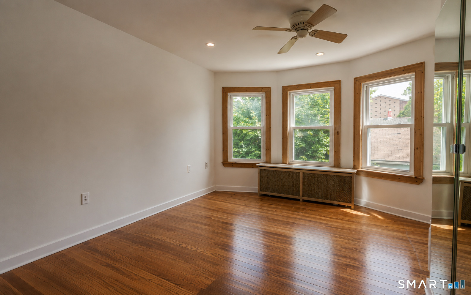 53 Davis Street Bridgeport CT 06605