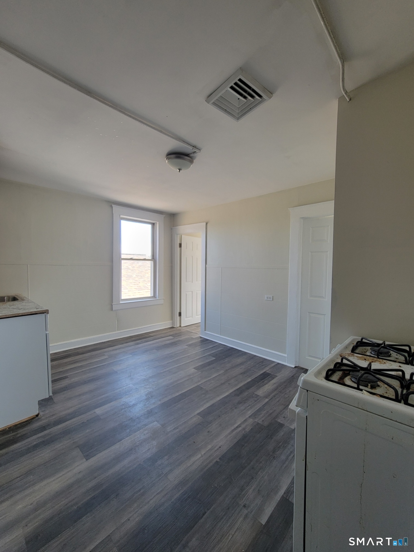 Plymouth CT, 220 Main Street, Unit 6