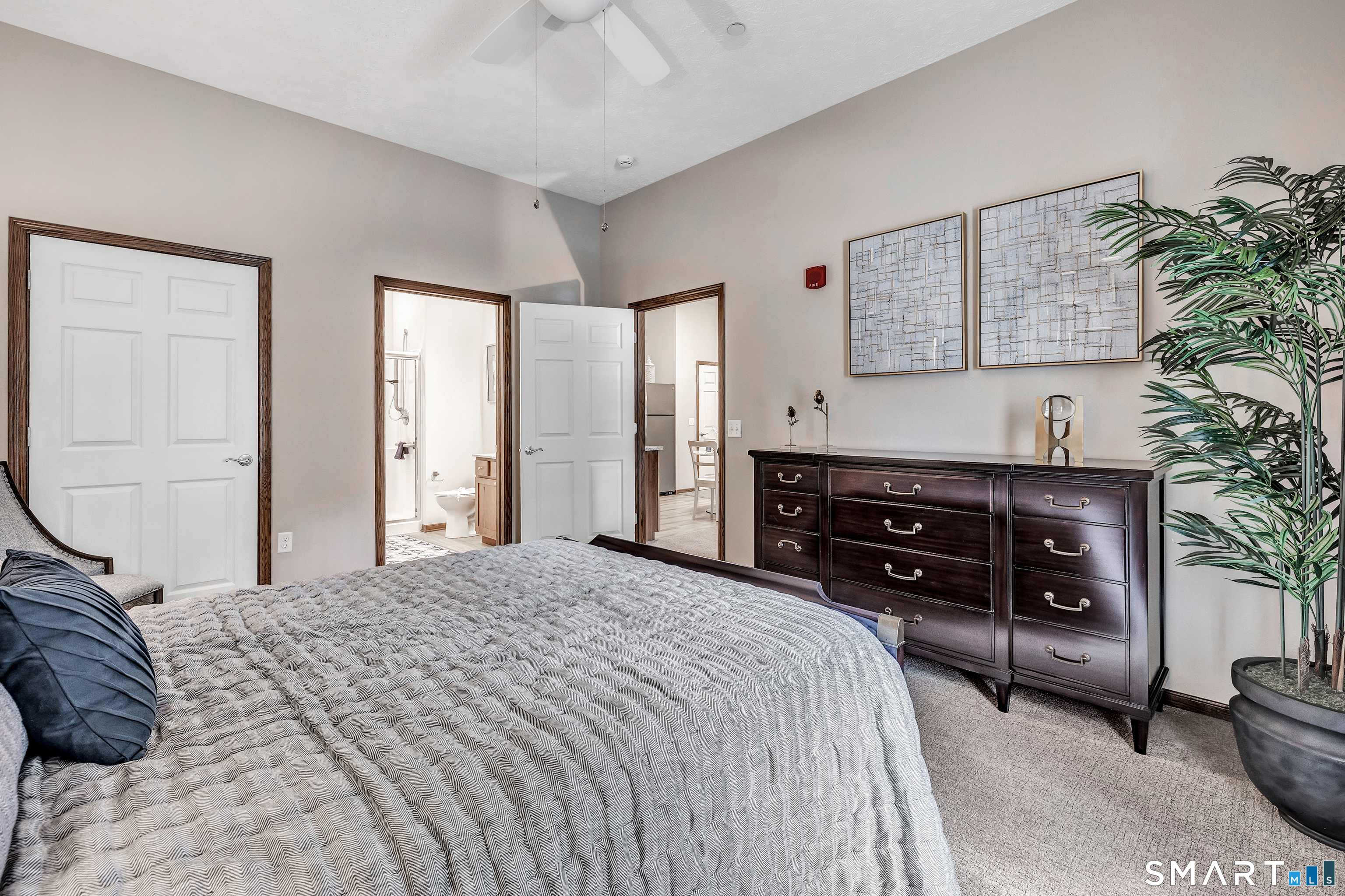 101 Oakview Drive Trumbull CT 06611