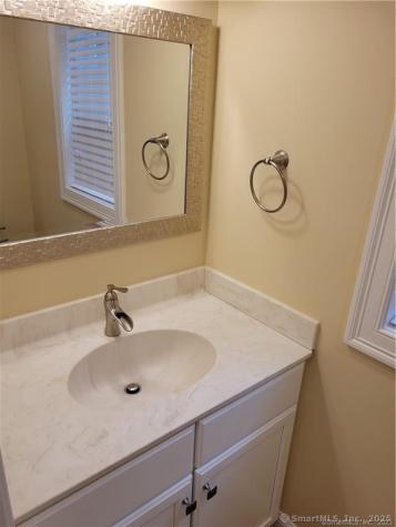 3 Beech Street Farmington CT 06032