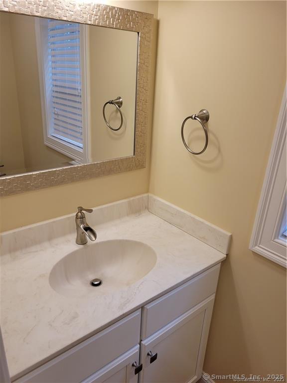 3 Beech Street Farmington CT 06032