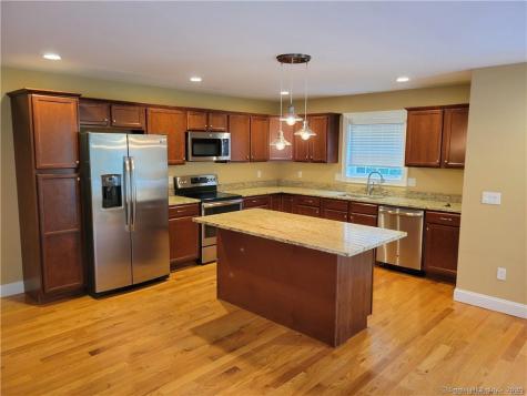 3 Beech Street Farmington CT 06032