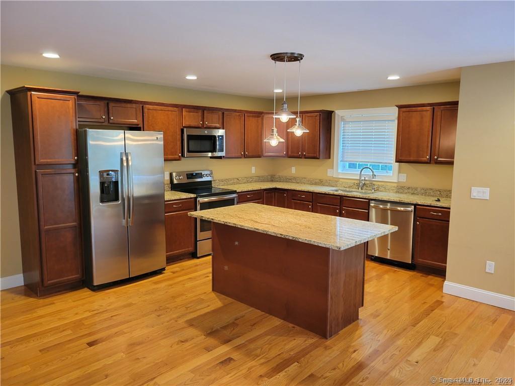 3 Beech Street Farmington CT 06032