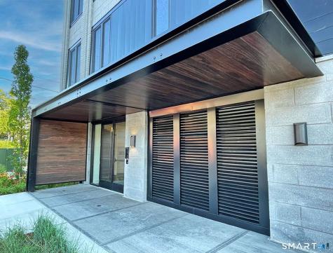 78 Unquowa Place Fairfield CT 06824