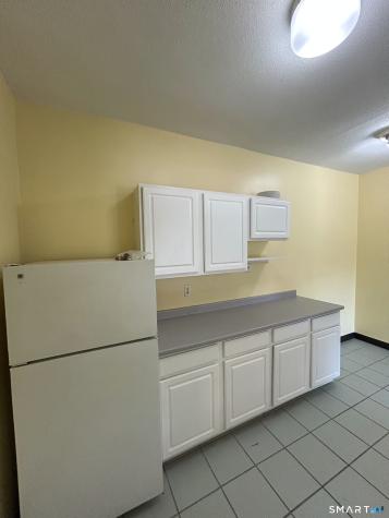 1064 Poquonnock Road Groton CT 06340