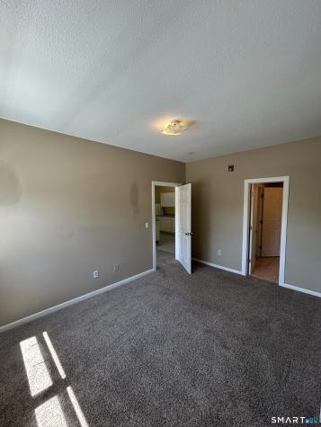 1064 Poquonnock Road Groton CT 06340