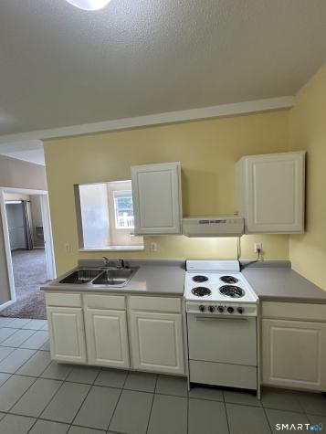 1064 Poquonnock Road Groton CT 06340