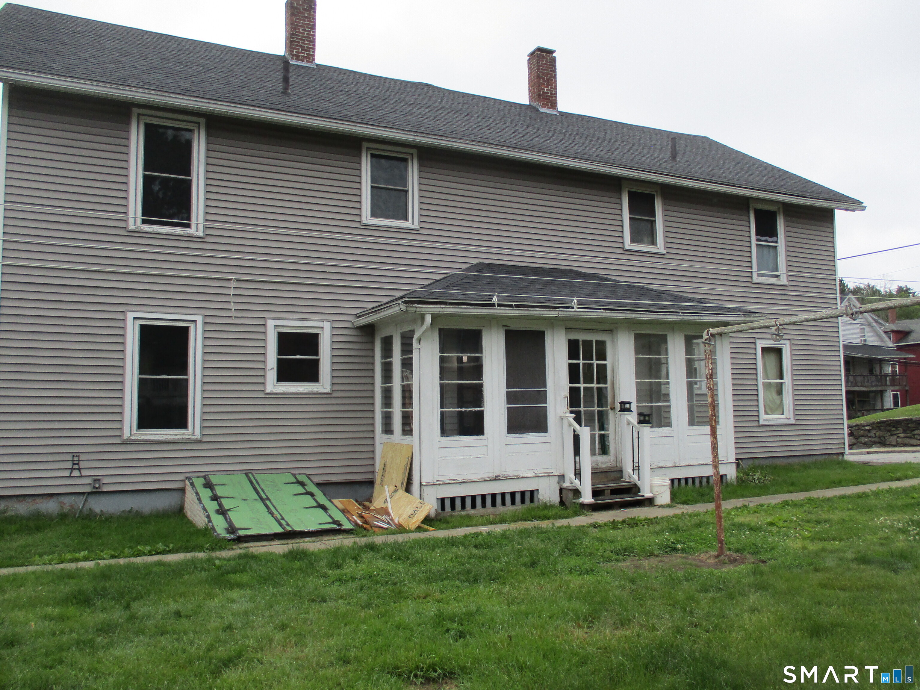 105 Woodstock Avenue Putnam CT 06260