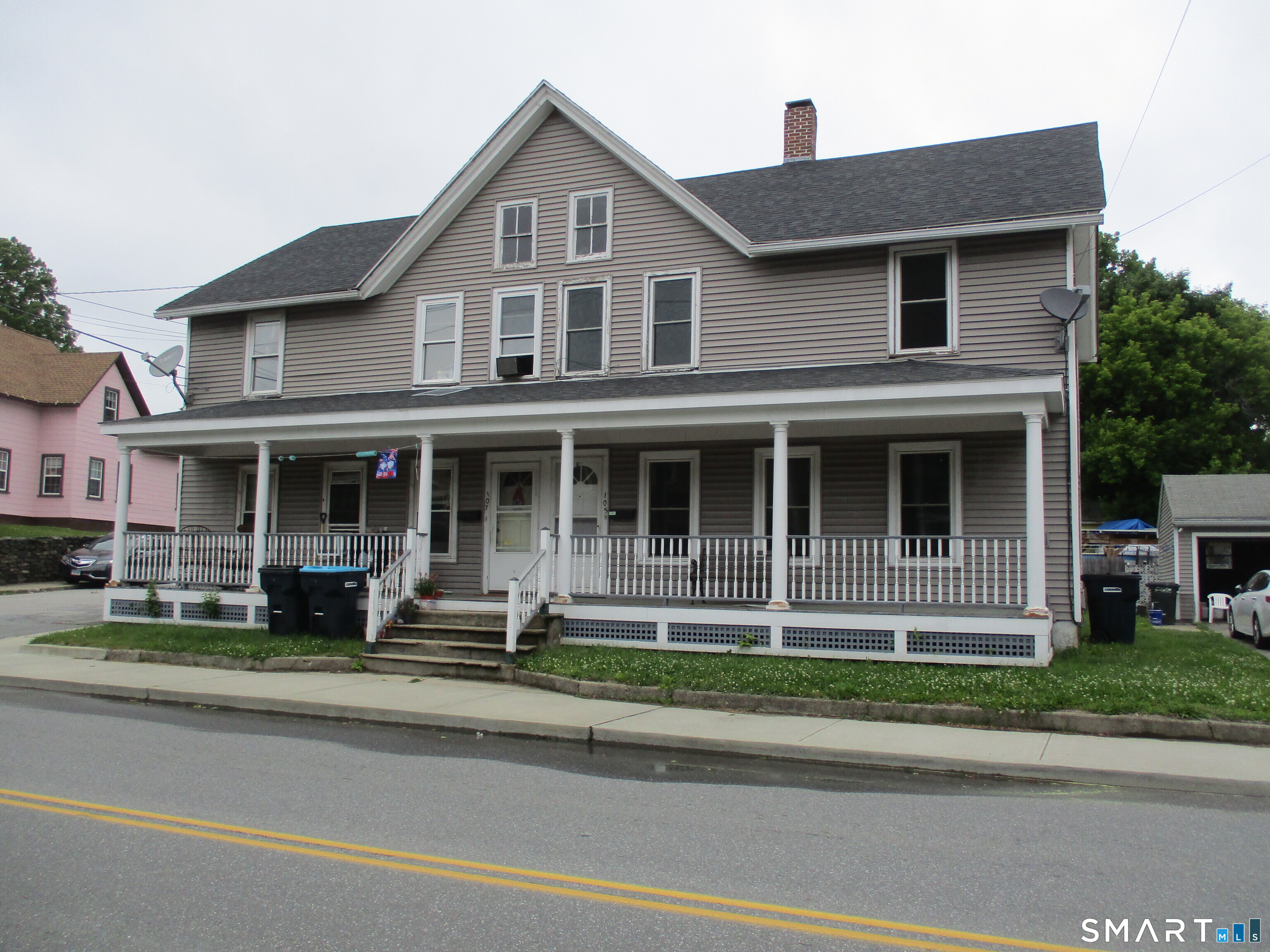105 Woodstock Avenue Putnam CT 06260