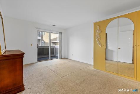 13 Harbour Close New Haven CT 06519