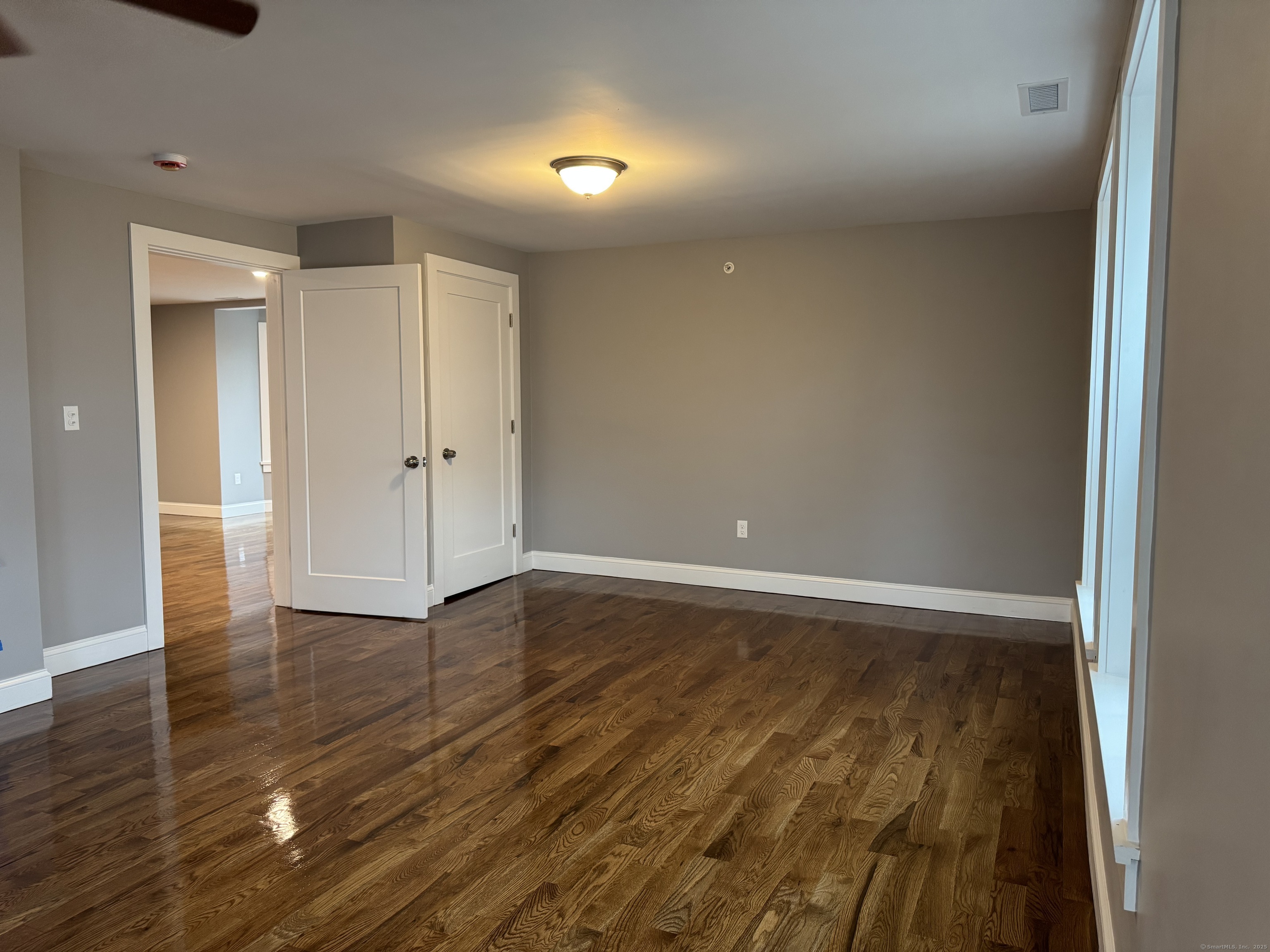 27 Quinnipiac Avenue North Haven CT 06473