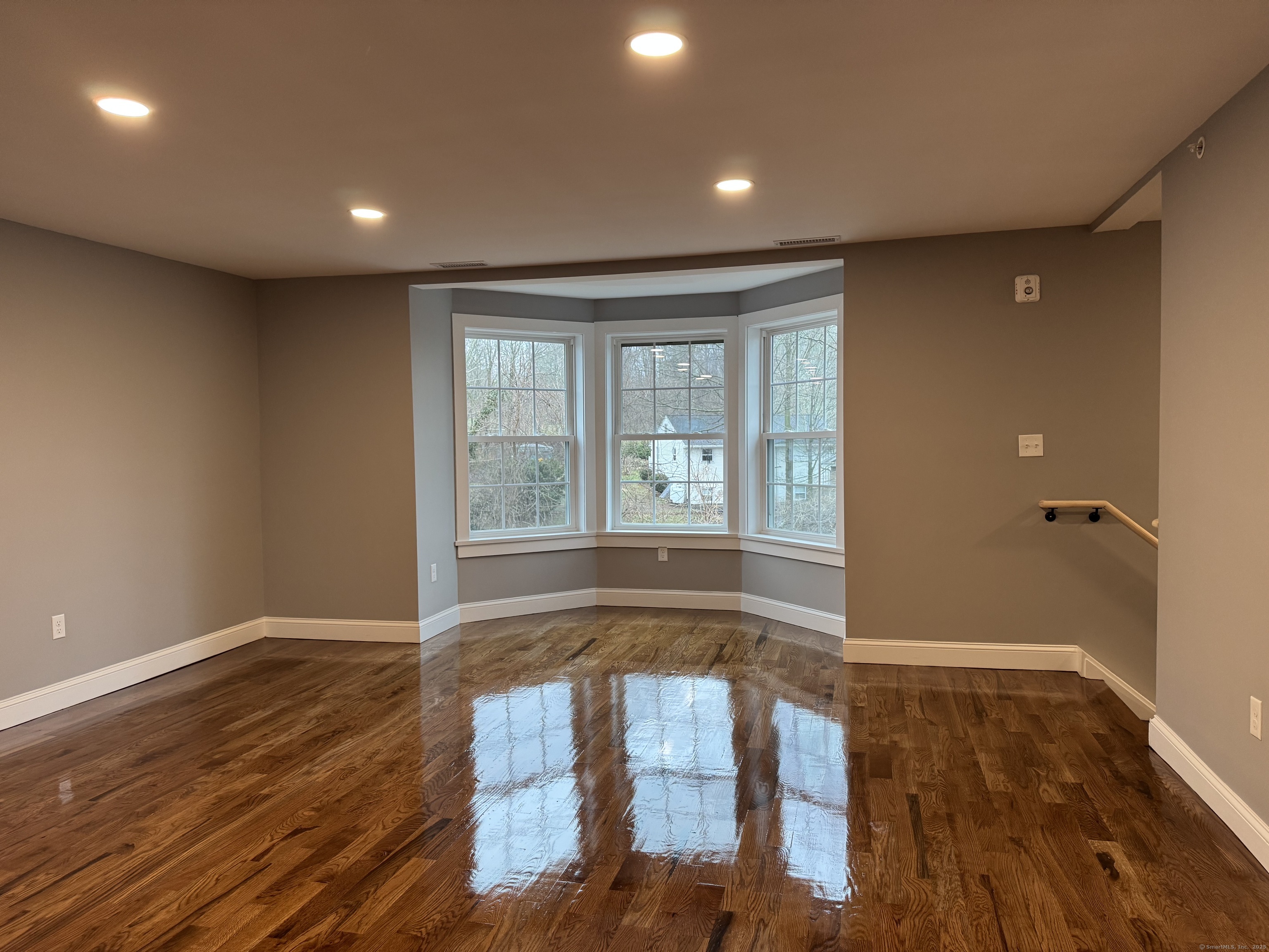 27 Quinnipiac Avenue North Haven CT 06473