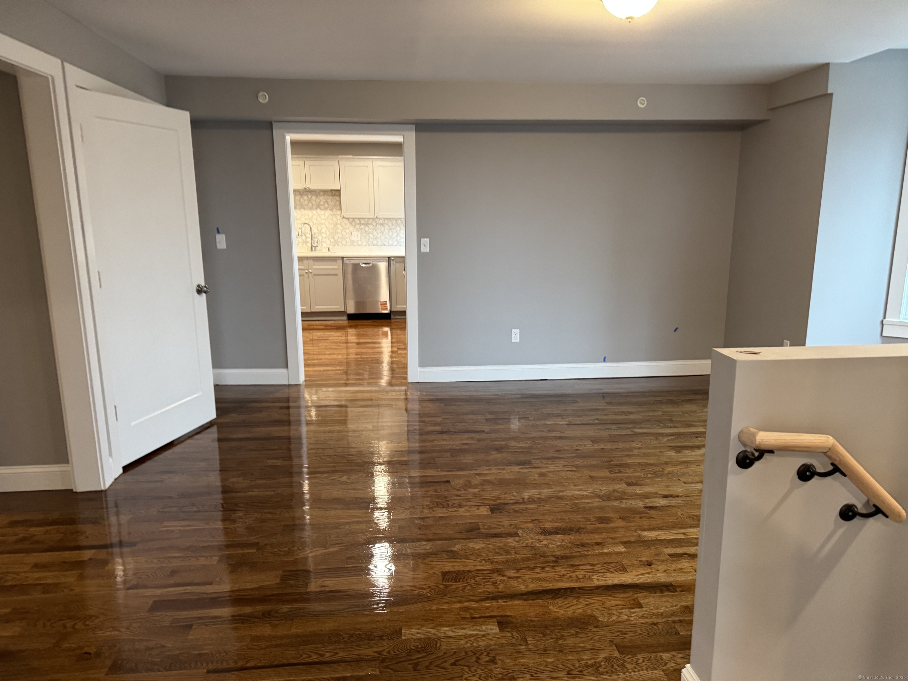 27 Quinnipiac Avenue North Haven CT 06473