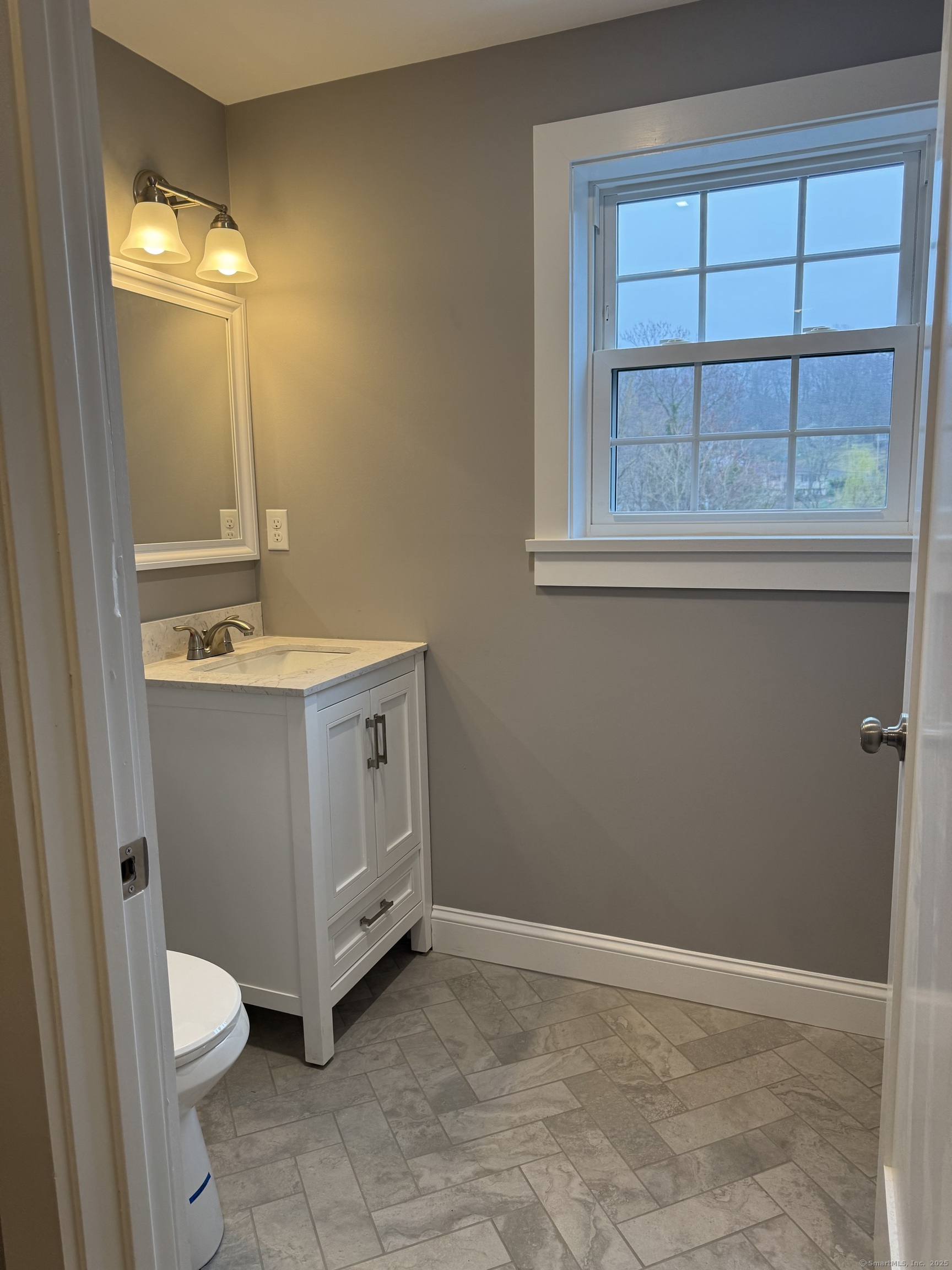 27 Quinnipiac Avenue North Haven CT 06473