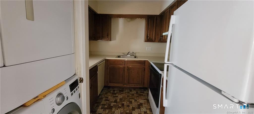 375 Glendale Avenue Bridgeport CT 06606