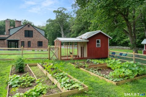 372 Tucker Hill Road Middlebury CT 06762
