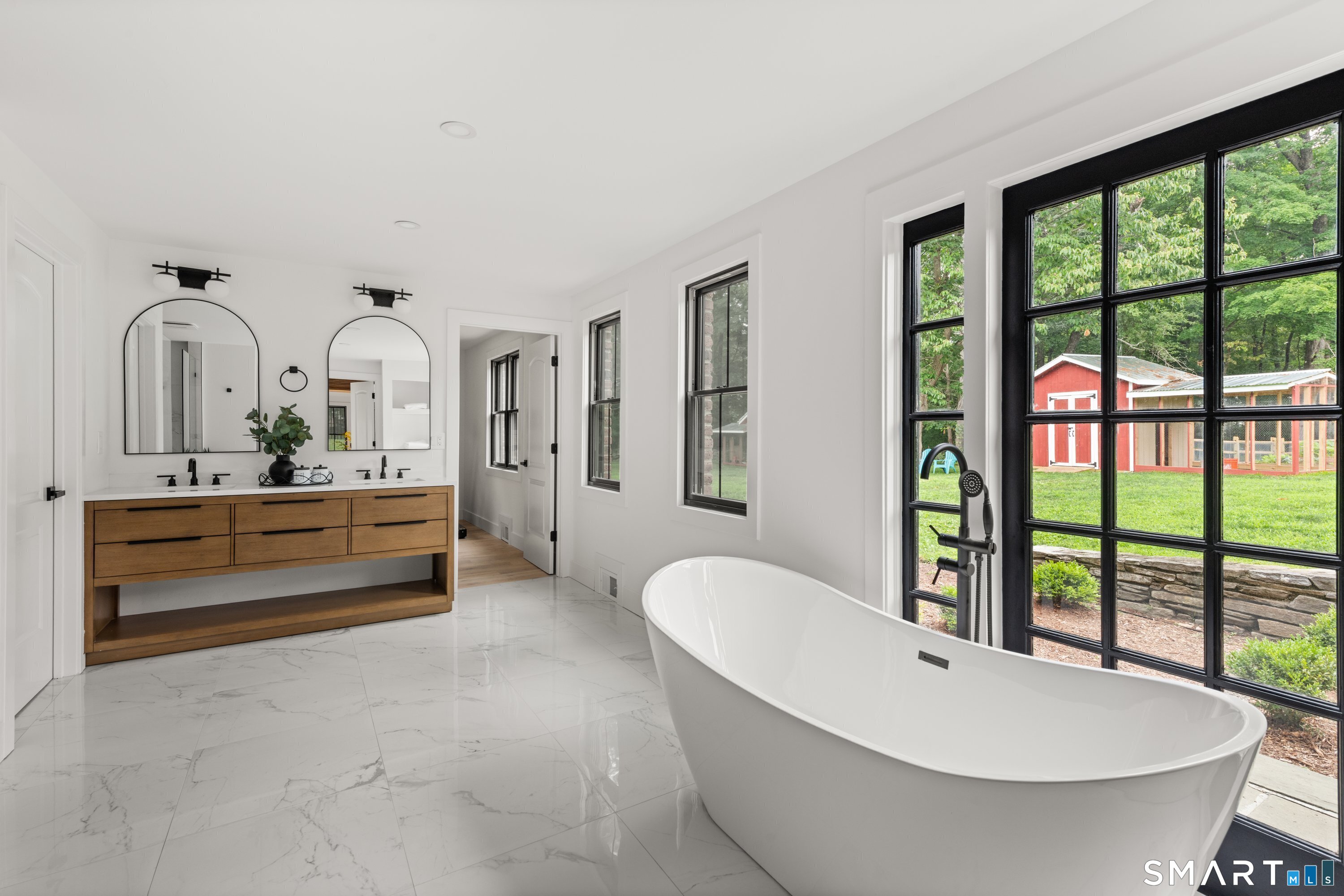 372 Tucker Hill Road Middlebury CT 06762