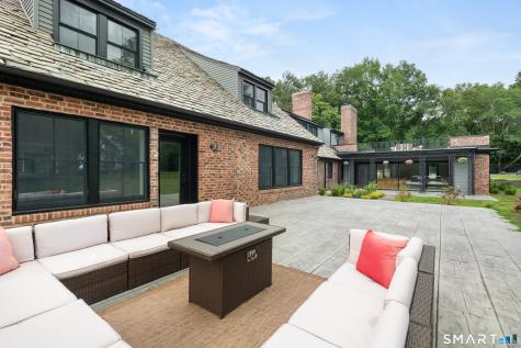 372 Tucker Hill Road Middlebury CT 06762