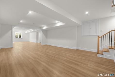 72 Old Kings Hwy S Highway Darien CT 06820