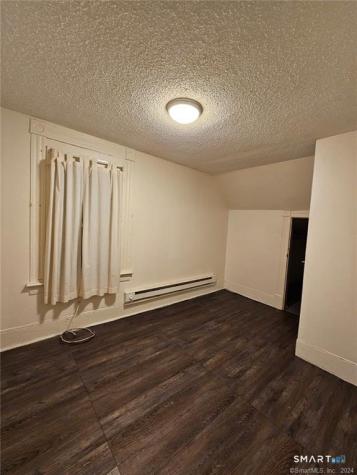 6 Frederick Court Waterbury CT 06710