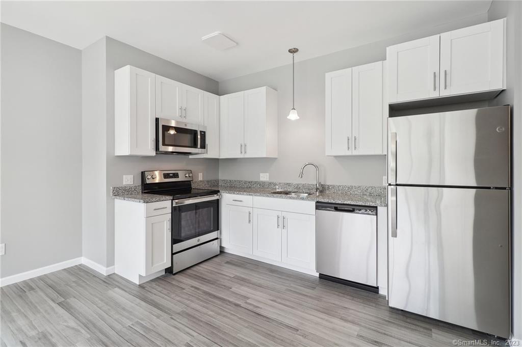 10 Steele Boulevard Berlin CT 06037