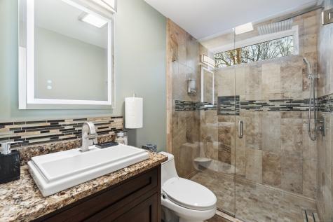 240 Heather Glen Lane Groton CT 06355