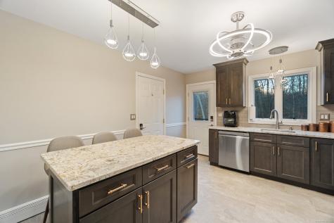 240 Heather Glen Lane Groton CT 06355