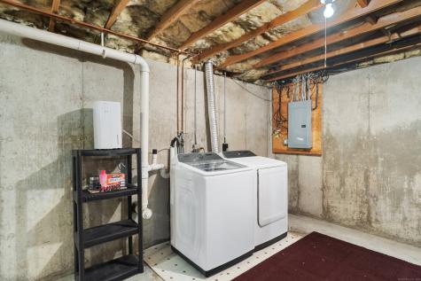 240 Heather Glen Lane Groton CT 06355