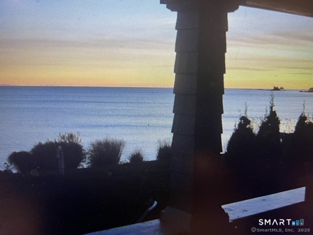 3 Crescent Bluff Avenue Branford CT 06405