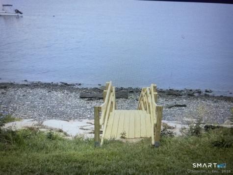 3 Crescent Bluff Avenue Branford CT 06405