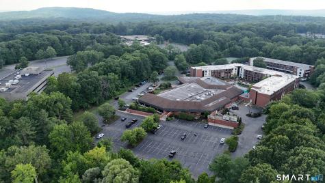 15 Farm Springs Road Farmington CT 06032