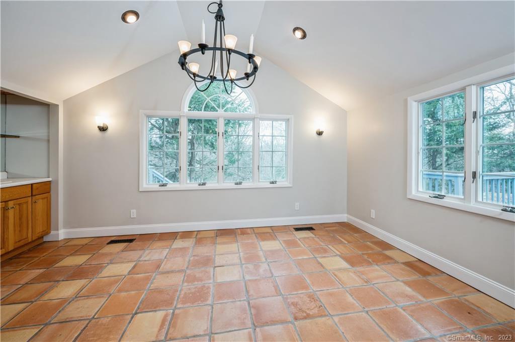 2428 Long Ridge Road Stamford CT 06903