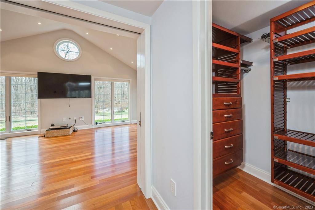 2428 Long Ridge Road Stamford CT 06903