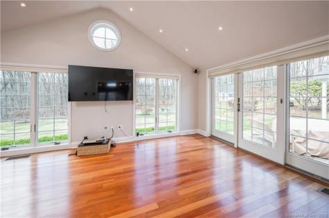 2428 Long Ridge Road Stamford CT 06903