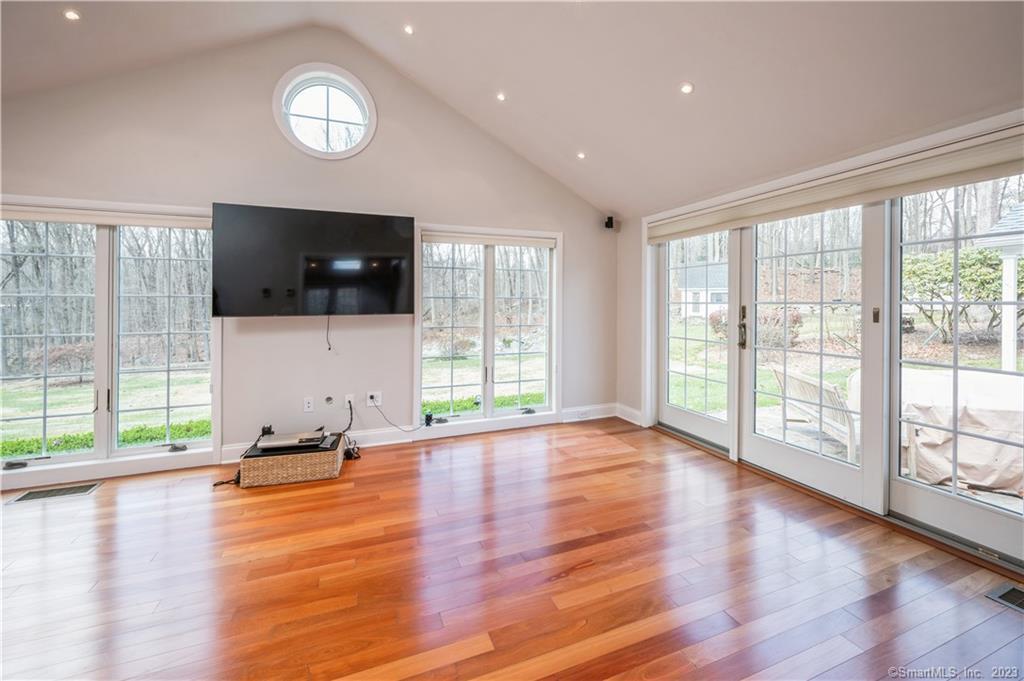 2428 Long Ridge Road Stamford CT 06903
