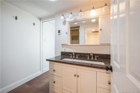 2428 Long Ridge Road Stamford CT 06903